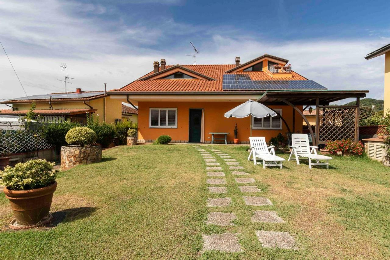 Chez Nous Hotel Massarosa Bagian luar foto