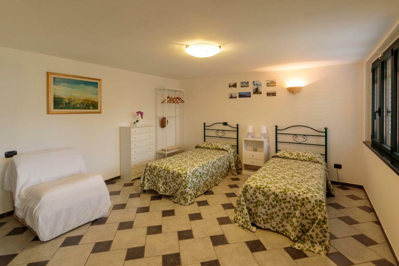 Chez Nous Hotel Massarosa Bagian luar foto